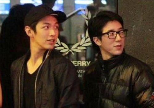 东北吃娱乐瓜主播小胖走红网络,直播内容与粉丝文化详解